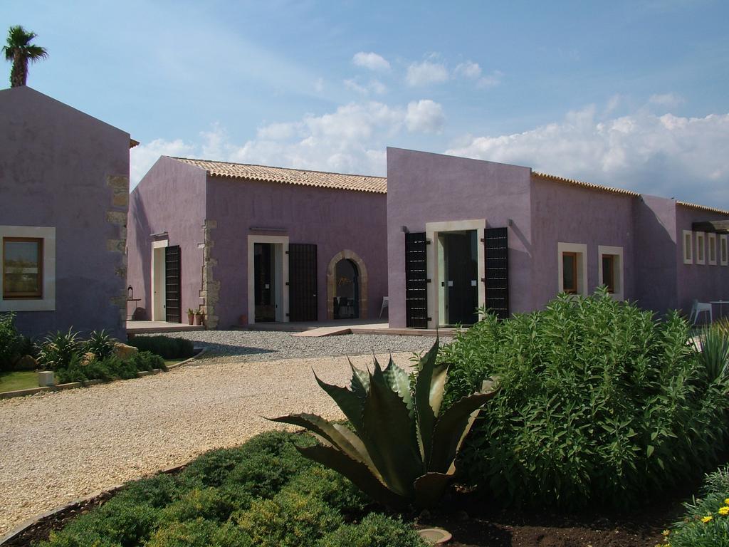 סירקוזה Caol Ishka Hotel מראה חיצוני תמונה