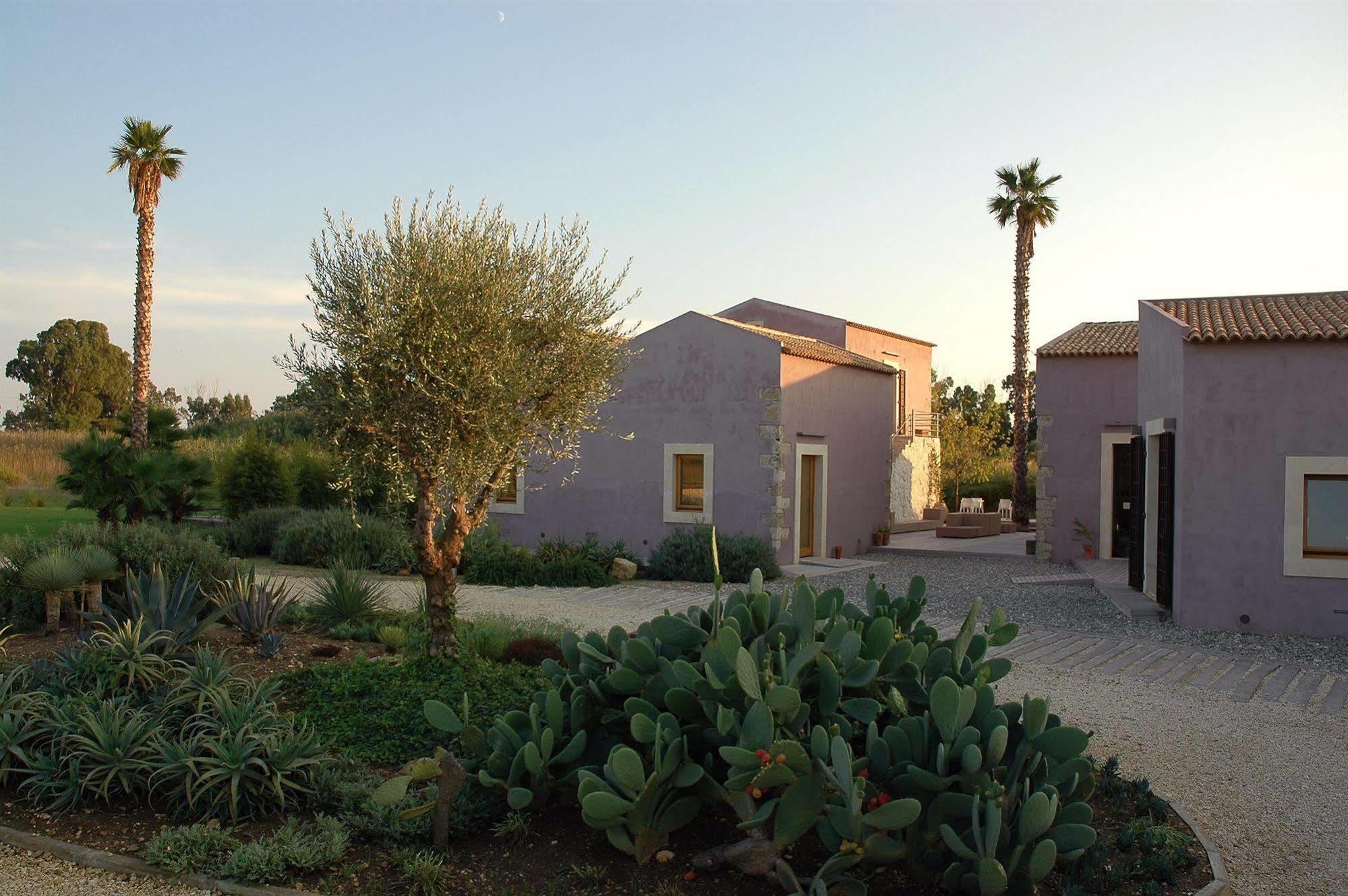 סירקוזה Caol Ishka Hotel מראה חיצוני תמונה